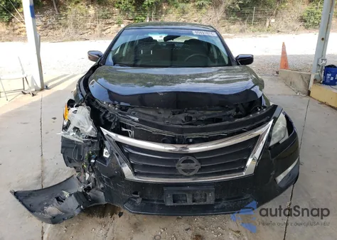 2015 Nissan Altima 2.5 из США, поврежденный, VIN 1N4AL3AP8FC593399